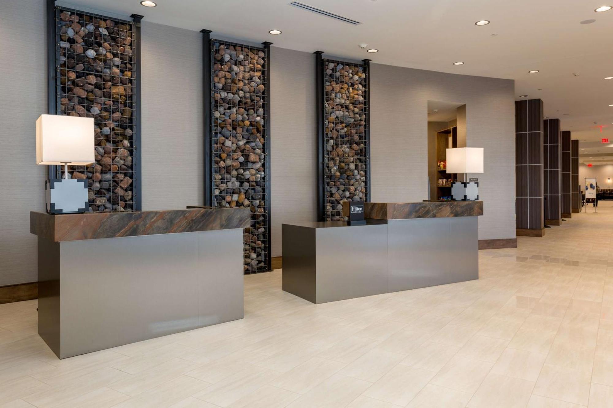 Doubletree By Hilton Evansville Exterior photo